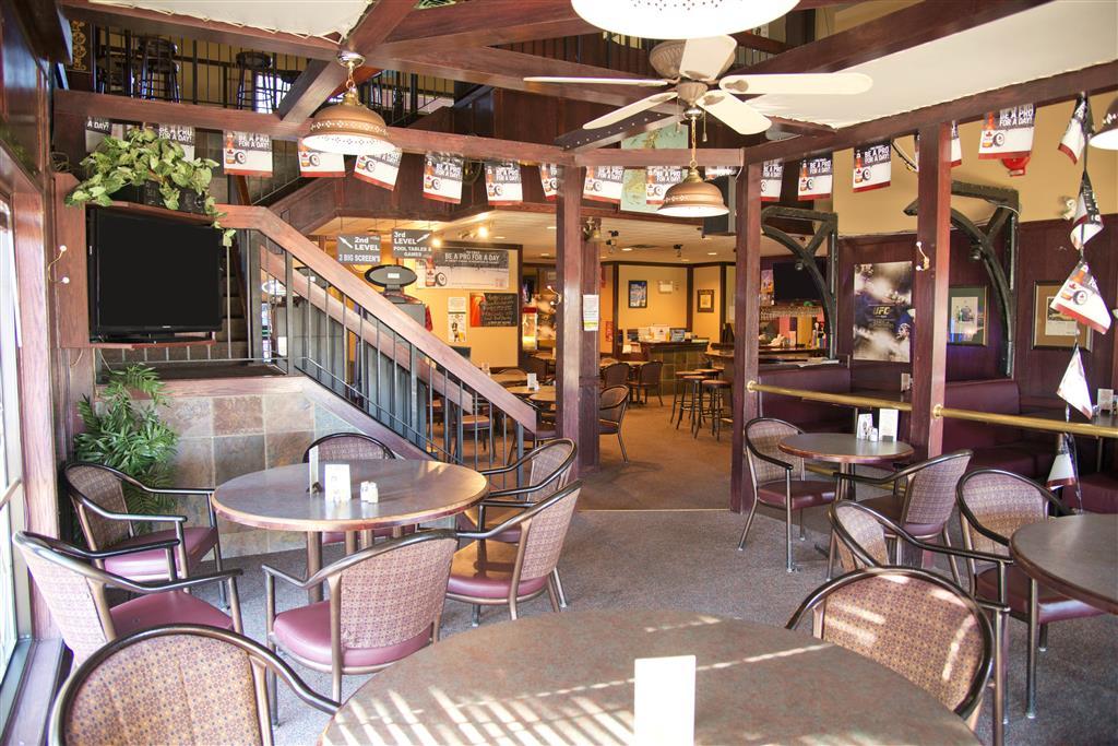 Canadas Best Value Inn Whitecourt Restoran gambar