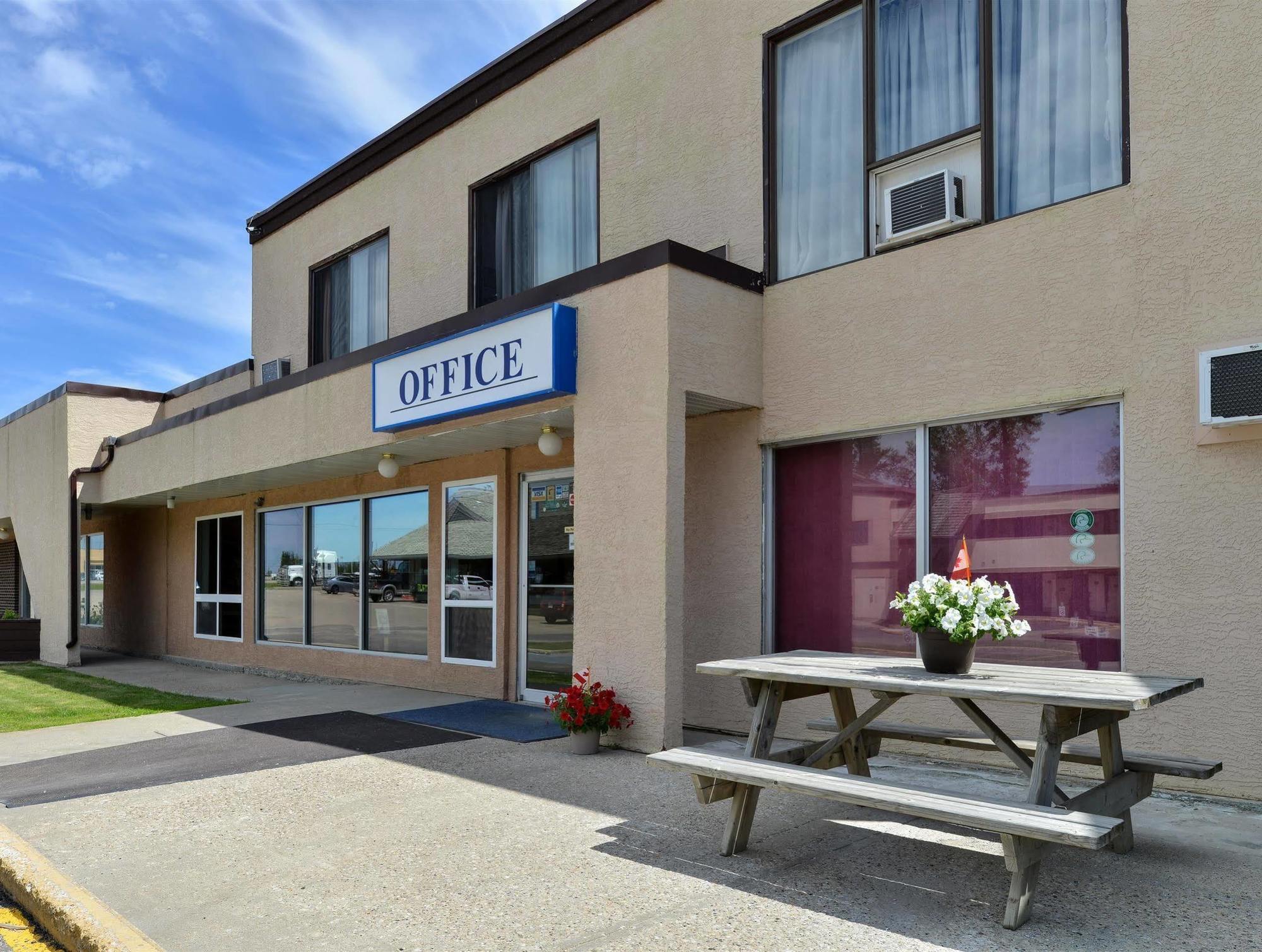 Canadas Best Value Inn Whitecourt Luaran gambar
